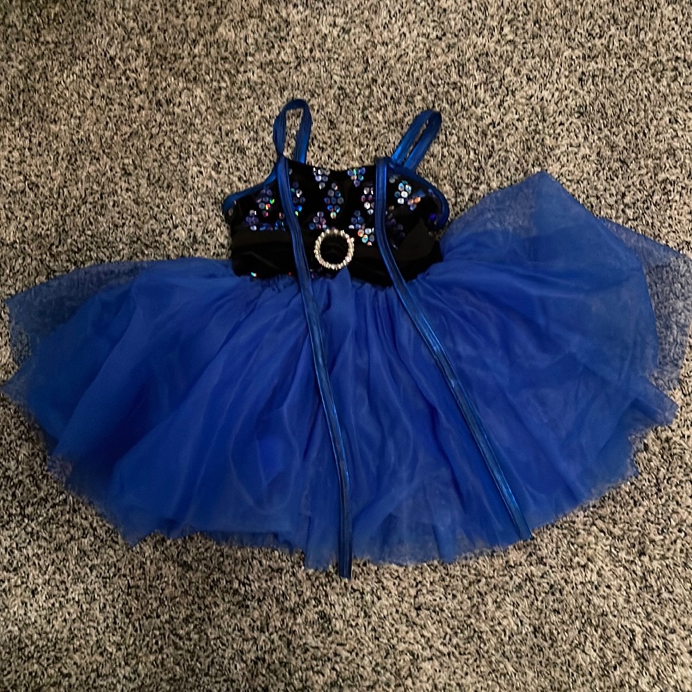 Girls dance costume